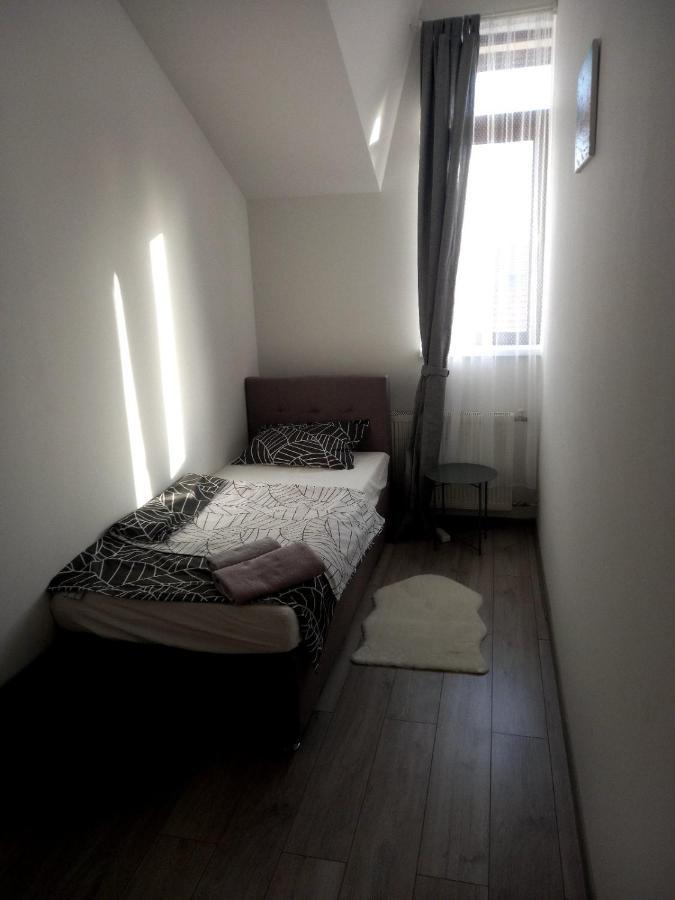 Apartment Dubrava 1 *